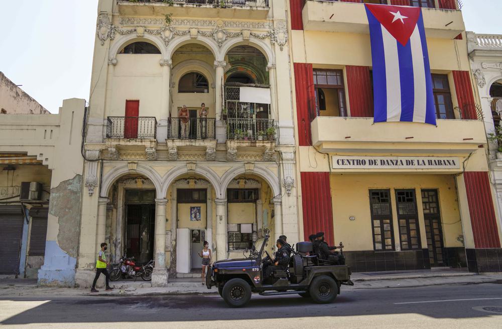 sanctions, Cuba, officials, Miami, Cubans, protests